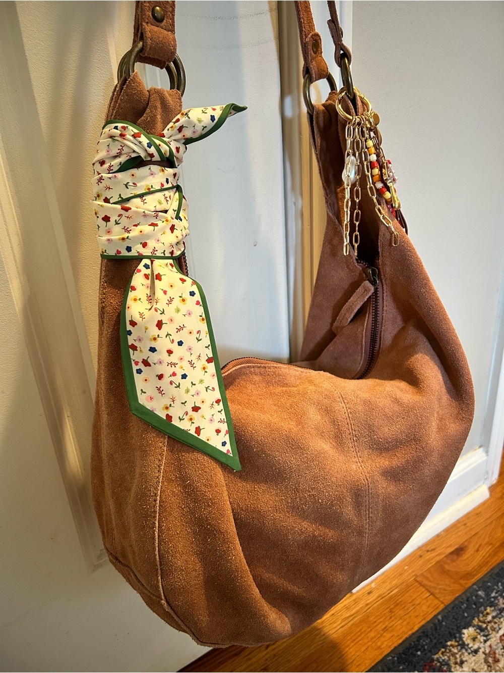 Free People Suede Roma Tote in Rust With 2 FP Bag Charms & Tilly Scarf - Picture 8 of 16